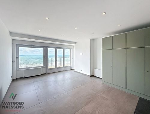                                         Studio met slaaphoek te huur in Oostende, € 750
