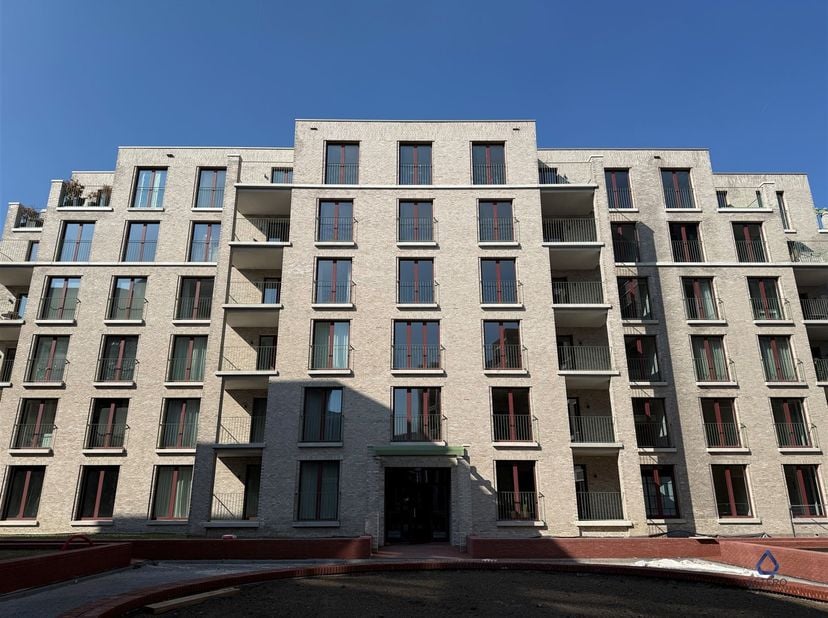 Découvrez cet appartement moderne et spacieux au cœur de Bruxelles, idéal pour ceux qui recherchent confort et style. Avec une surface habitable de 72