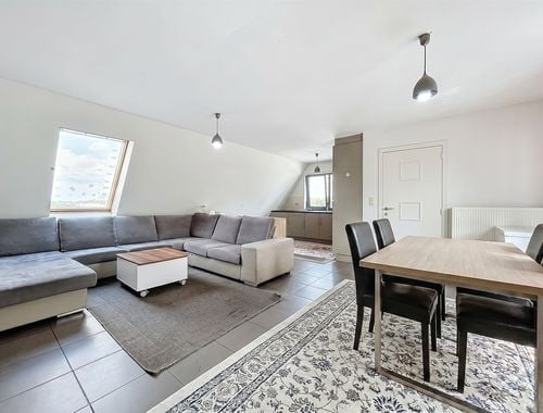                                         Duplex te koop in Sint-Pauwels, € 249.000
