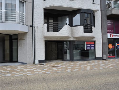                                        Bien commercial à vendre à Heist-aan-Zee, € 247.000
