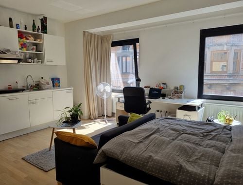                                         Studio met slaaphoek te huur in Heverlee, € 780
