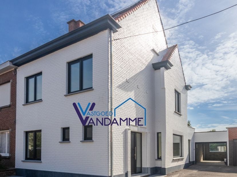 Huis te koop in Veldm. Montgomerystraat 64,
                    8520 Kuurne