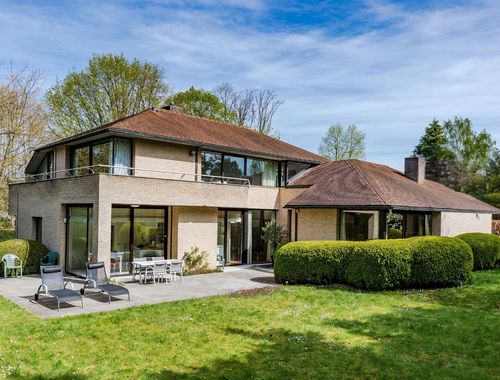                                         Villa te koop in Ukkel, € 1.890.000
