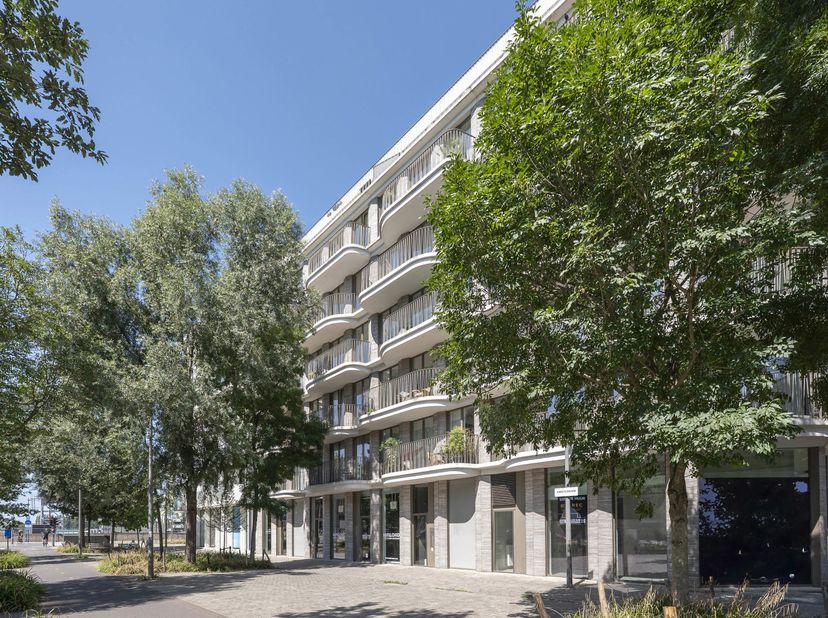 Residentie Eiland, gelegen te midden van het Eilandje met zijdelings zicht op de Schelde en het Mas, staat voor eigentijds wonen in hartje van de stad
