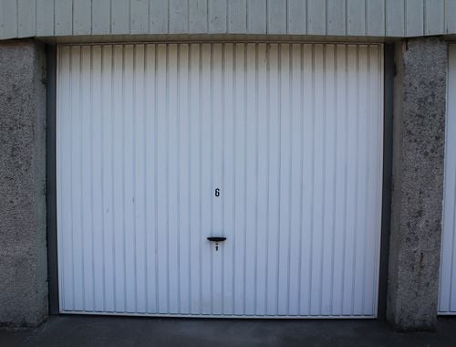                                         Garagebox te huur in Vlamertinge, € 64
