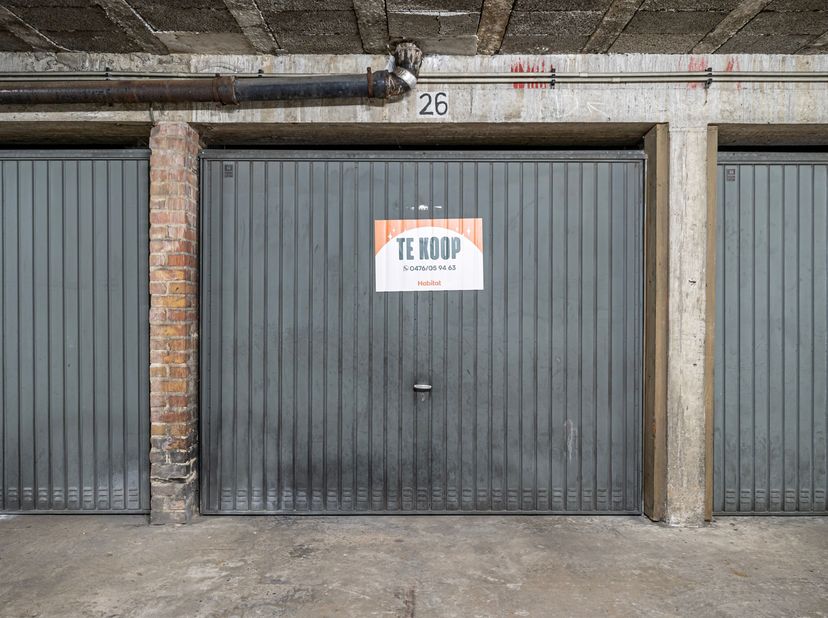 Ondergrondse garage te koop in centrum Wevelgem!<br />
We vinden deze garage onder residentie Goudberg en is bereikbaar vanaf de Lauwestraat.<br />
In
