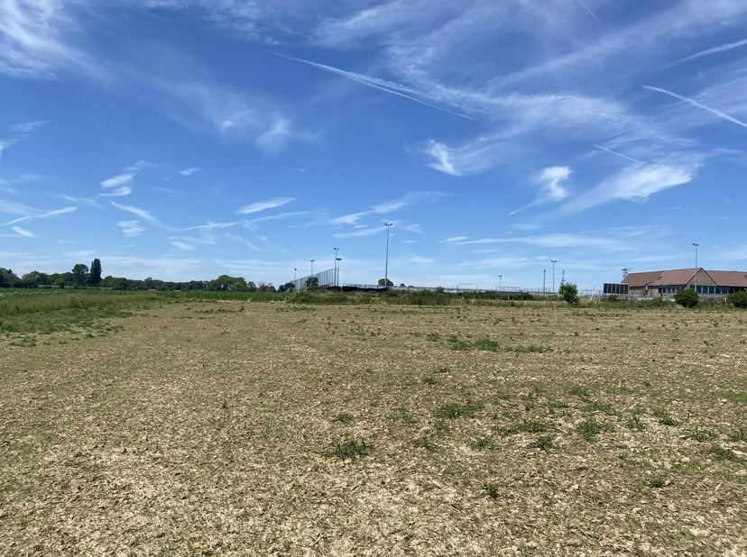 Terrain à vendre
                    à 1600 Sint-Pieters-Leeuw