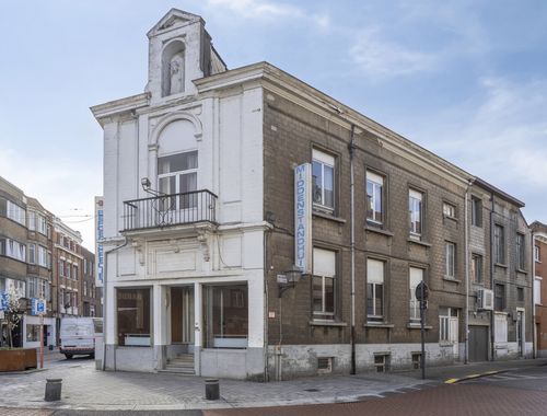                                         Usage mixte à vendre à Tienen, € 199.000
