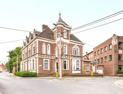                                         Kantoor te koop in Kortrijk, € 385.000
