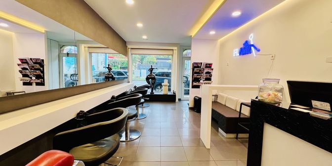 Bien professionnel à vendre à Baron Ruzettelaan 75, 8310 Assebroek