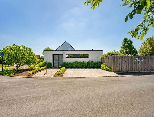                                         Gemengd gebruik te koop in Hulste, € 695.000
