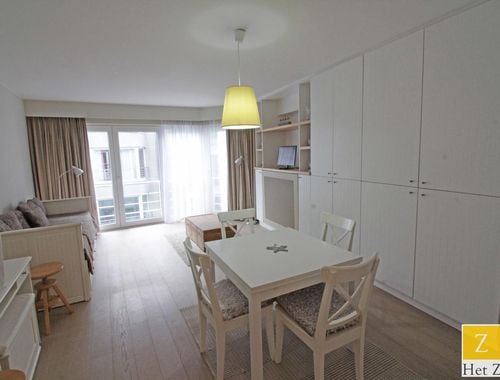                                         Appartement te huur in Knokke, € 950
