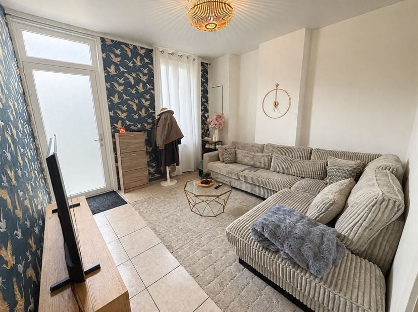 Maison à louer à Rue Vert Coron  30,
                    7600 Péruwelz