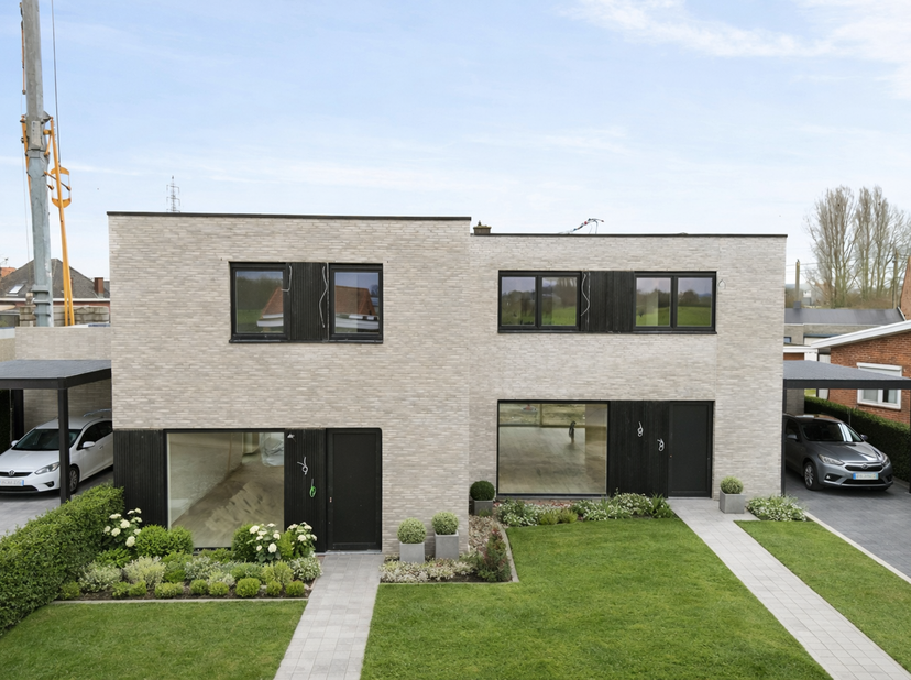 Maison à vendre
                    à 8793 Sint-Eloois-Vijve