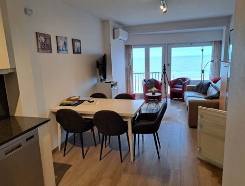                                         Appartement à vendre à Wenduine, € 385.000
