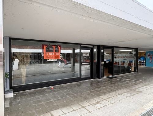                                        Handelszaak te huur in Ronse, € 500
