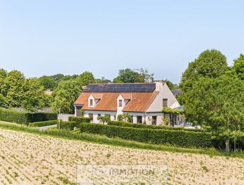                                         Villa te koop in Zwevegem, € 849.000

