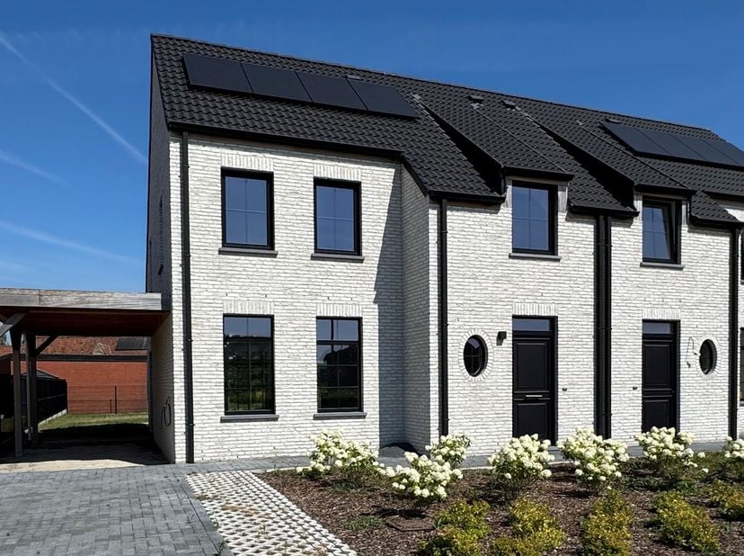 Project te koop in Fabiolalaan 50,
                    8710 Ooigem