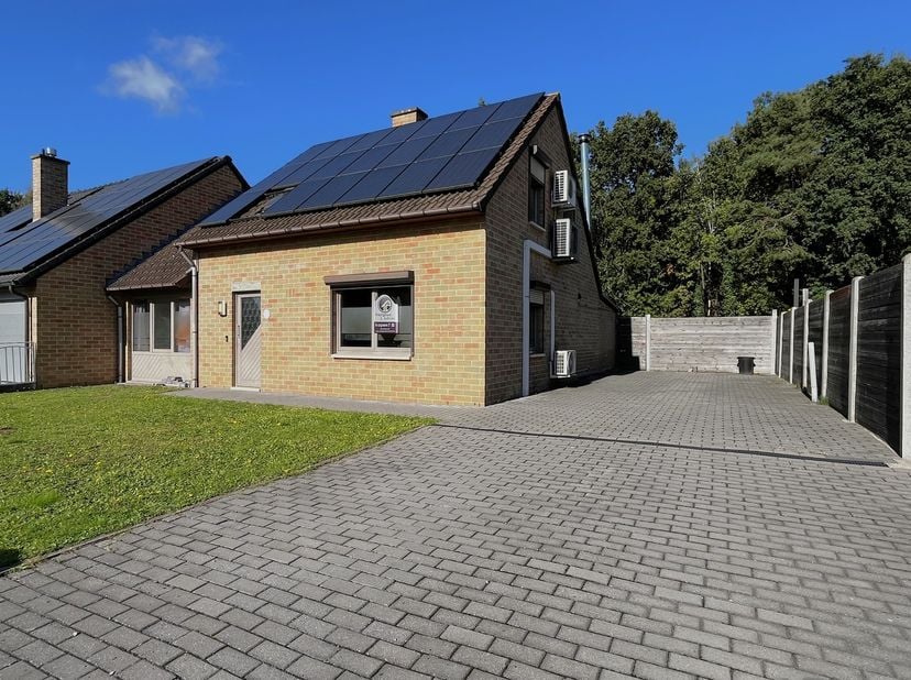 Huis te koop in Papaverstraat 13,
                    3590 Diepenbeek