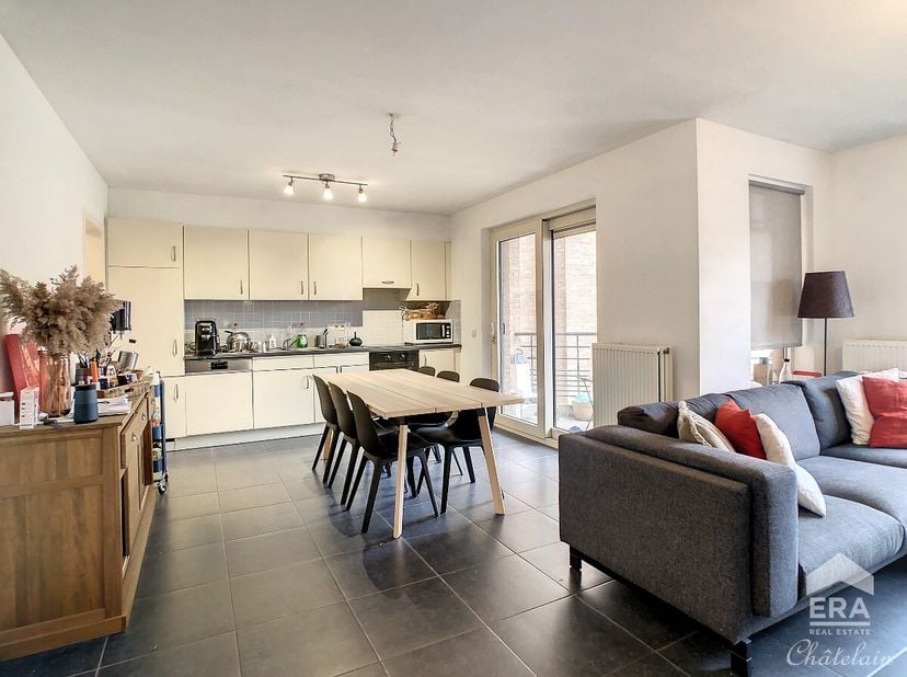 Brussel: Appartement met terras te huur in de Europese wijkDit appartement van 80 m² met 2 slaapkamers ligt in het hart van de Europese wijk in Brusse