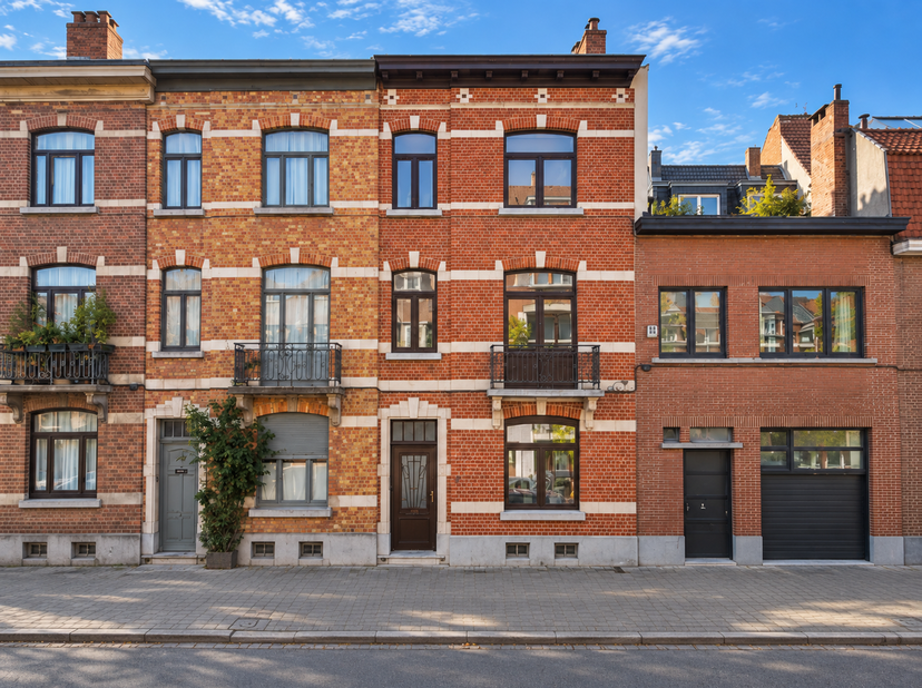 Appartement te huur in Rue de la Stratégie 37,
                    1160 Oudergem