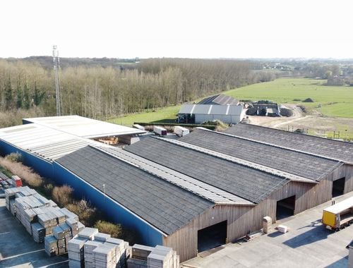                                         Entrepôt sans bureau à louer à Zottegem, € 23.710
