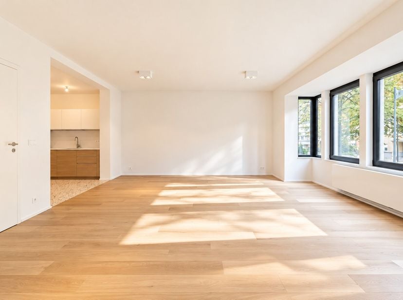 Appartement te koop in ,
                    1050 Elsene