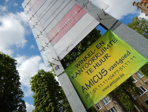                                         Bien commercial à louer à Diksmuide, € 7
