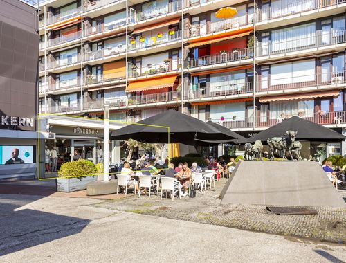                                         Rez-de-chaussée commercial à vendre à Wilrijk, € 1.300.000
