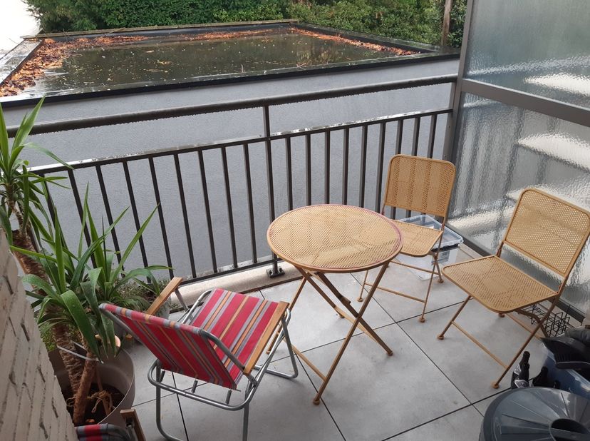 Dit energiezuinig nieuwbouwappartement in de Onderstraat te Gavere (ligging op 30 m van de Gaverse Markt) is een echte topper, met o.a. vloerkoeling i