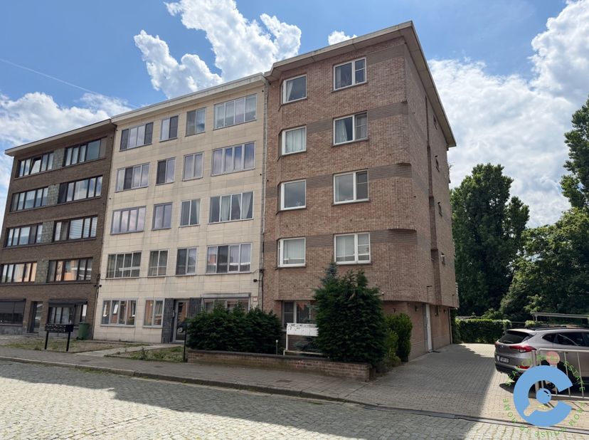 Appartement à louer
                    à 2170 Merksem