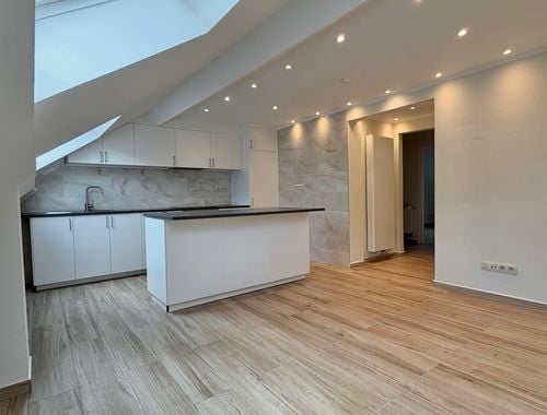                                         Appartement te huur in Sint-Agatha-Berchem, € 1.150
