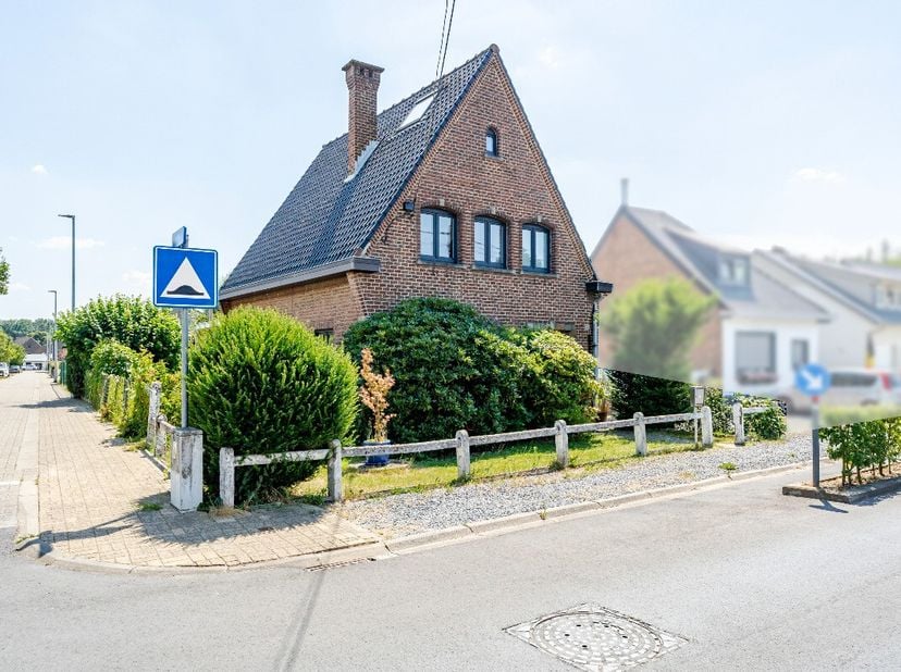 Huis te koop in Sanatorialaan 13,
                    1501 Buizingen