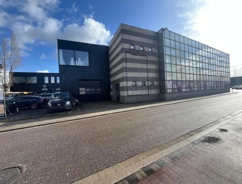                                         Bedrijfsgebouw te koop in Merksem, € 5.000.000
