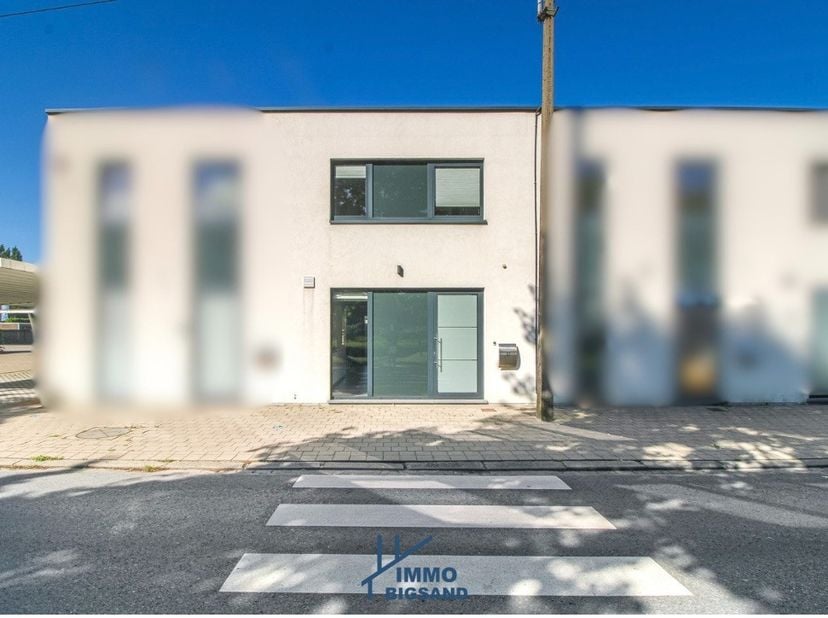 Maison à vendre
                    à 8501 Heule