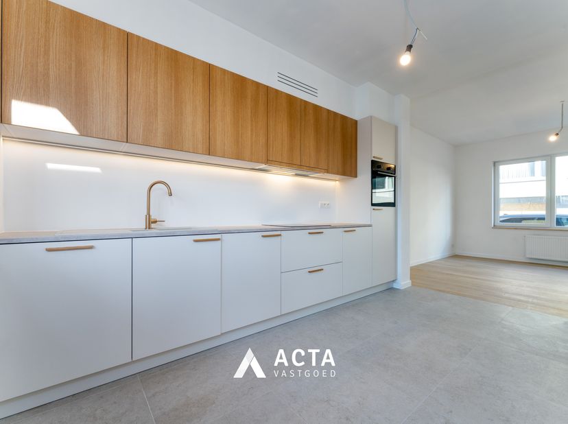 Appartement te koop in Zwaluwenstraat,
                    8400 Oostende