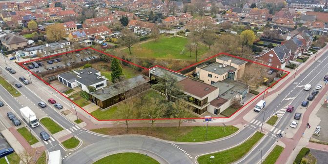 Bedrijfsvastgoed te huur in Brugsesteenweg 210, 8800 Roeselare