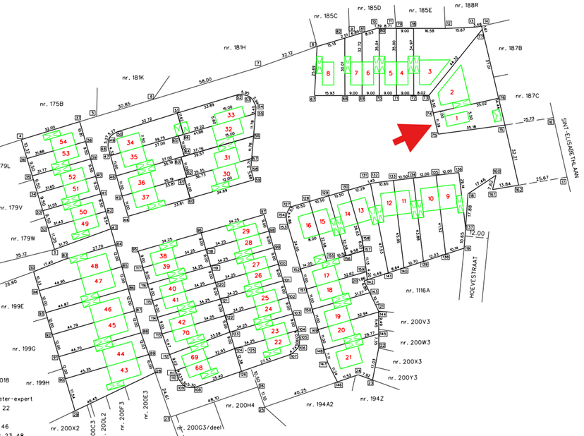 Deze bouwgrond is gelegen in de nieuwe verkaveling “Kapelhoef” te Wijchmaal, deelgemeente van Peer.<br />
Het project geniet van een uitstekende berei