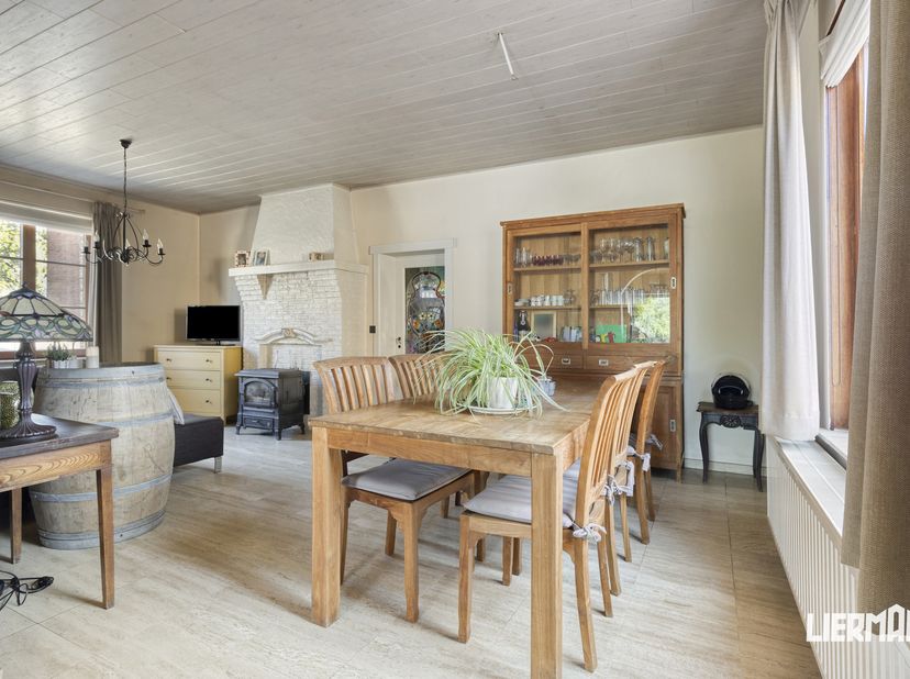 Huis te koop in Kriekelaar 9,
                    9550 Steenhuize-Wijnhuize