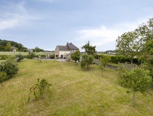                                         Maison à vendre à Binkom, € 399.000
