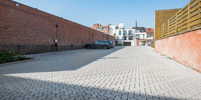 Garage te huur in Leiestraat 46 bus STPL, 8940 Wervik