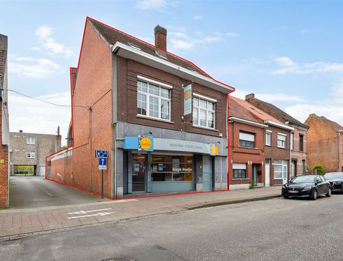                                         Handelspand met woonst te koop in Turnhout, € 295.000
