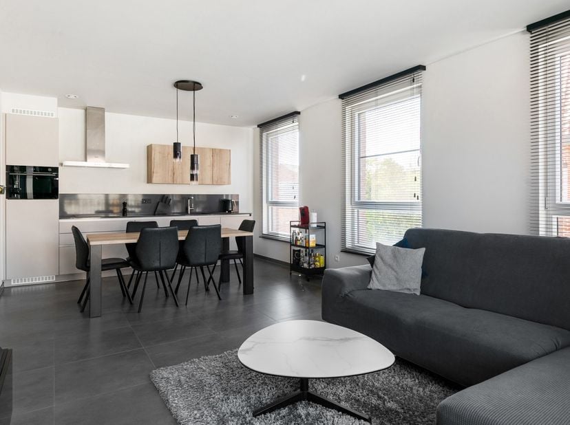 Energiezuinig 2-slaapkamerappartement (85 m²) met staanplaats op centrale locatie in Bornem<br />
<br />
Op een centrale locatie in Bornem, in de Egie