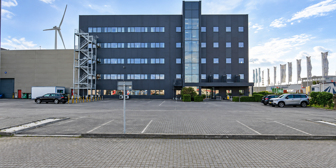Bien professionnel à louer à Schomhoeveweg 15, 2030 Antwerpen