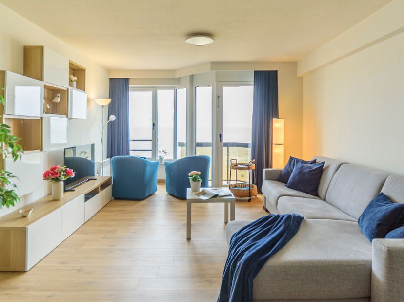 Appartement te koop in Zeedijk 31,
                    8660 De Panne