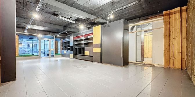Bedrijfsvastgoed te koop in Noordstraat 88A, 8800 Roeselare