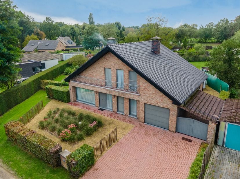 Huis te koop in Schalmeidreef 17,
                    2980 Zoersel