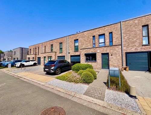                                         Woning te koop in Eeklo, € 398.000
