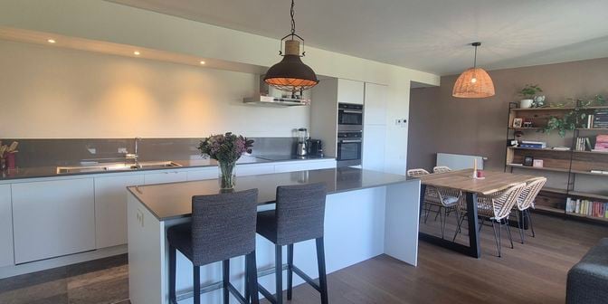 Appartement te huur in Hundelgemsesteenweg 306A bus 102, 9820 Merelbeke