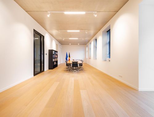                                        Kantoor te huur in Antwerpen, € 2.500
